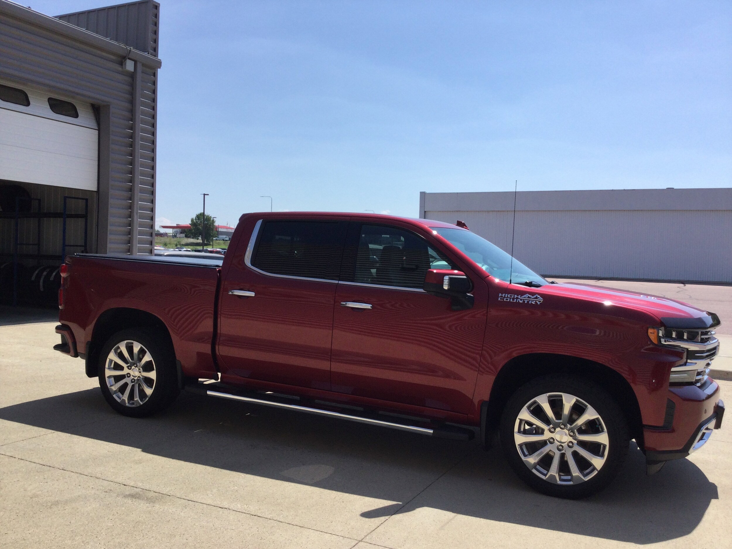 2019 Chevrolet Silverado 1500 High Country photo 4