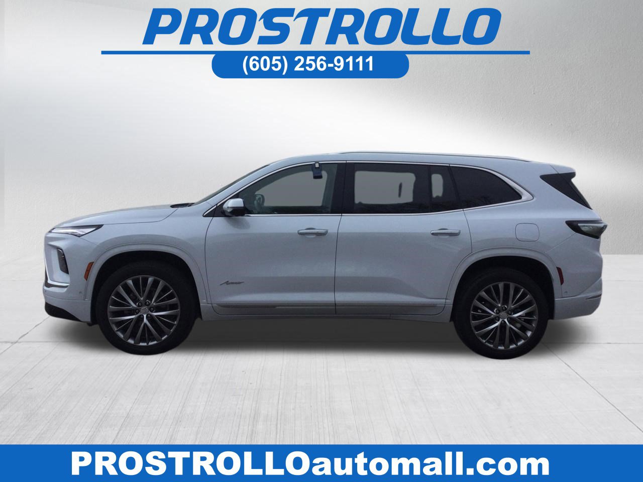 2026 Buick Enclave Avenir's photo