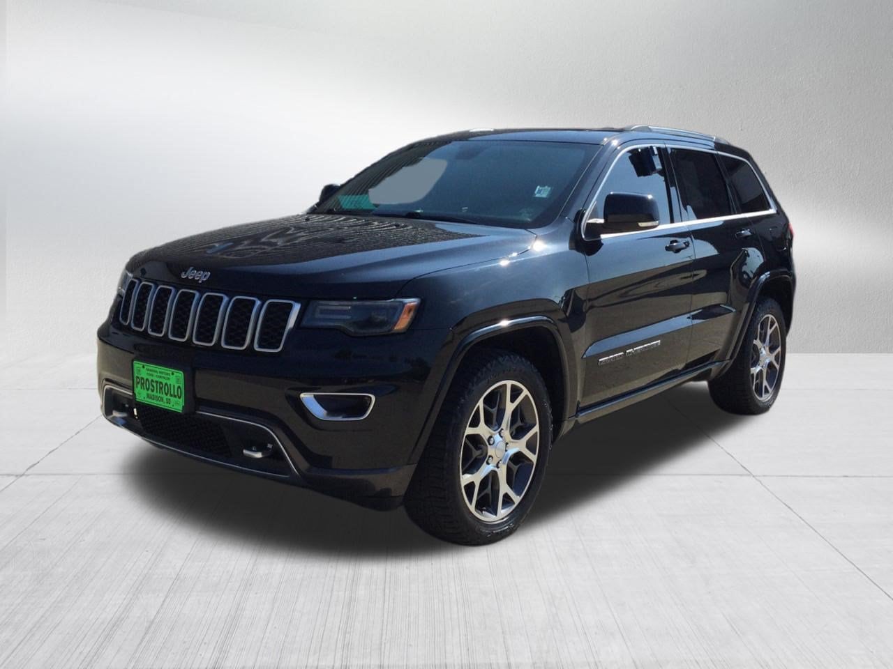 Used 2018 Jeep Grand Cherokee Limited Sterling Edition with VIN 1C4RJFBG3JC332208 for sale in Madison, SD