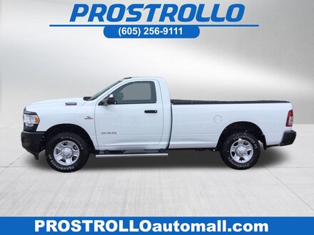 2022 Ram 2500 Tradesman Truck Regular Cab