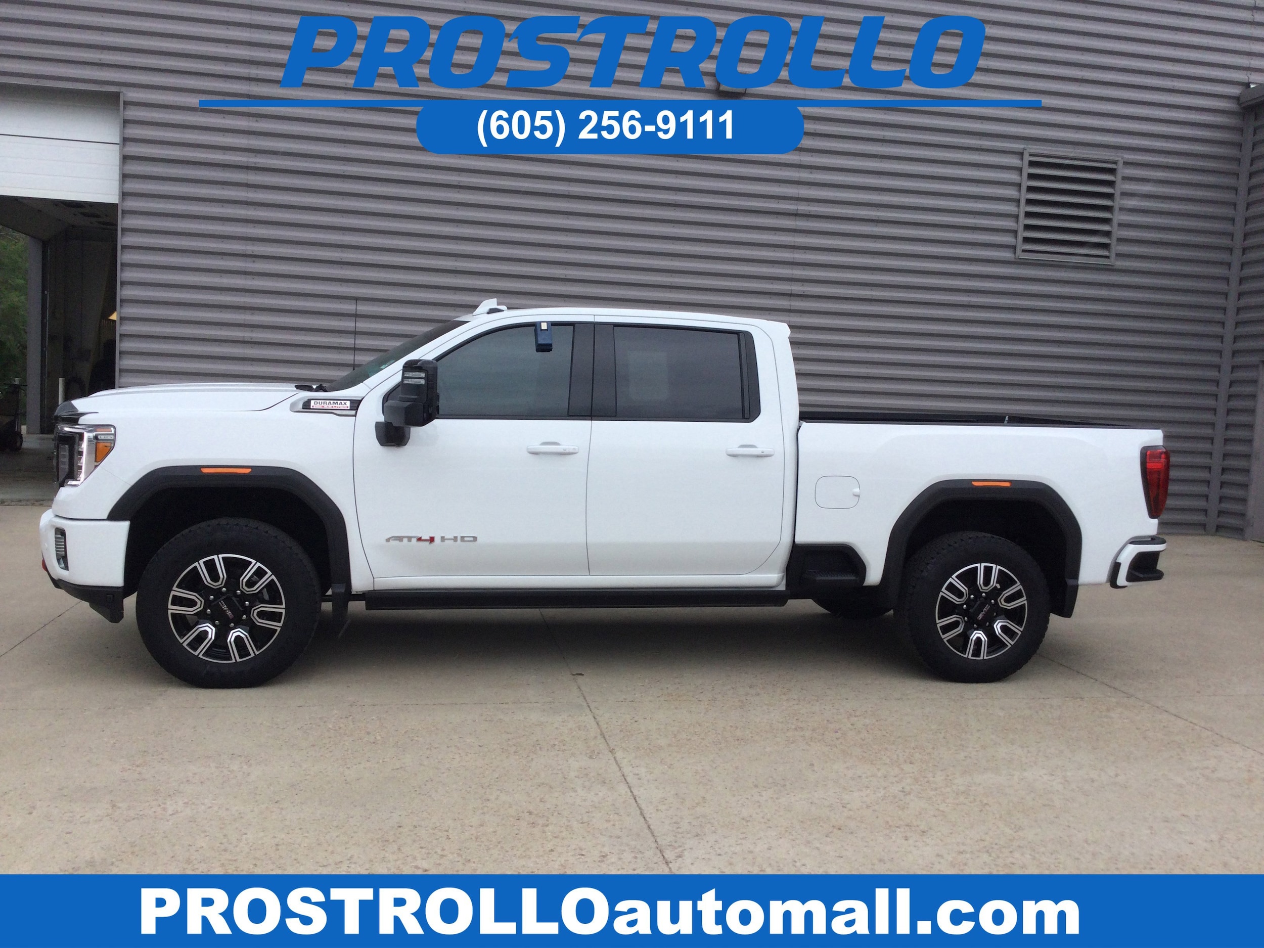 2021 GMC Sierra 4WD Crew Cab Standard Box AT4's photo