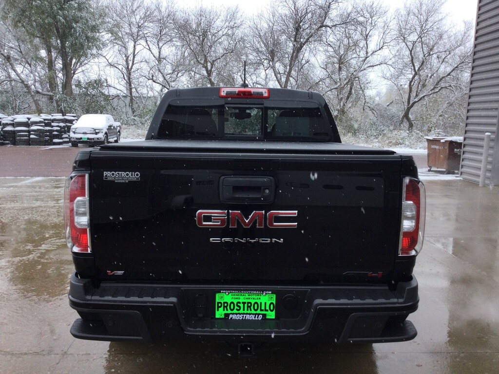 Used 2022 GMC Canyon AT4 w/Leather Truck Crew Cab