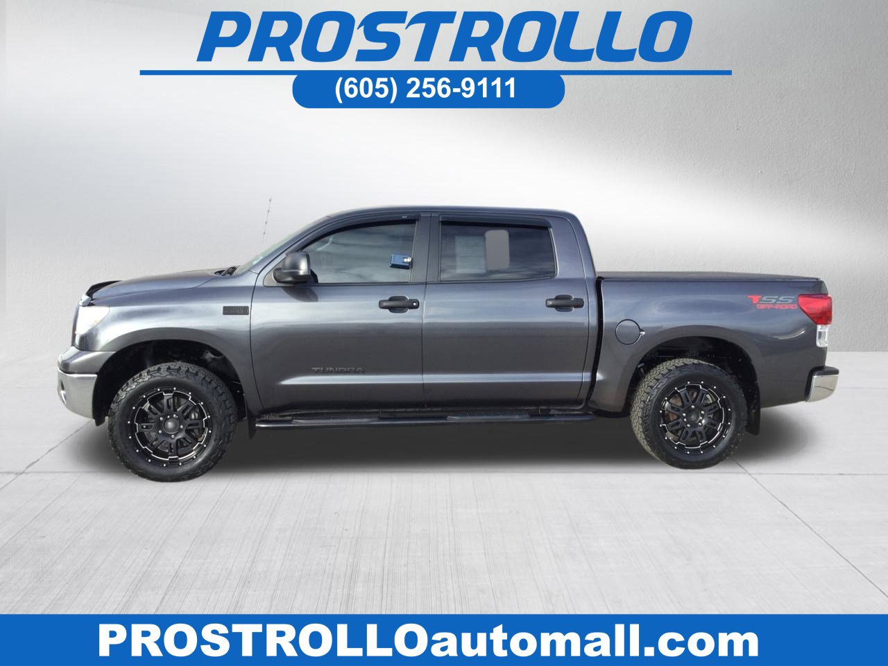 2013 Toyota Tundra SR's photo