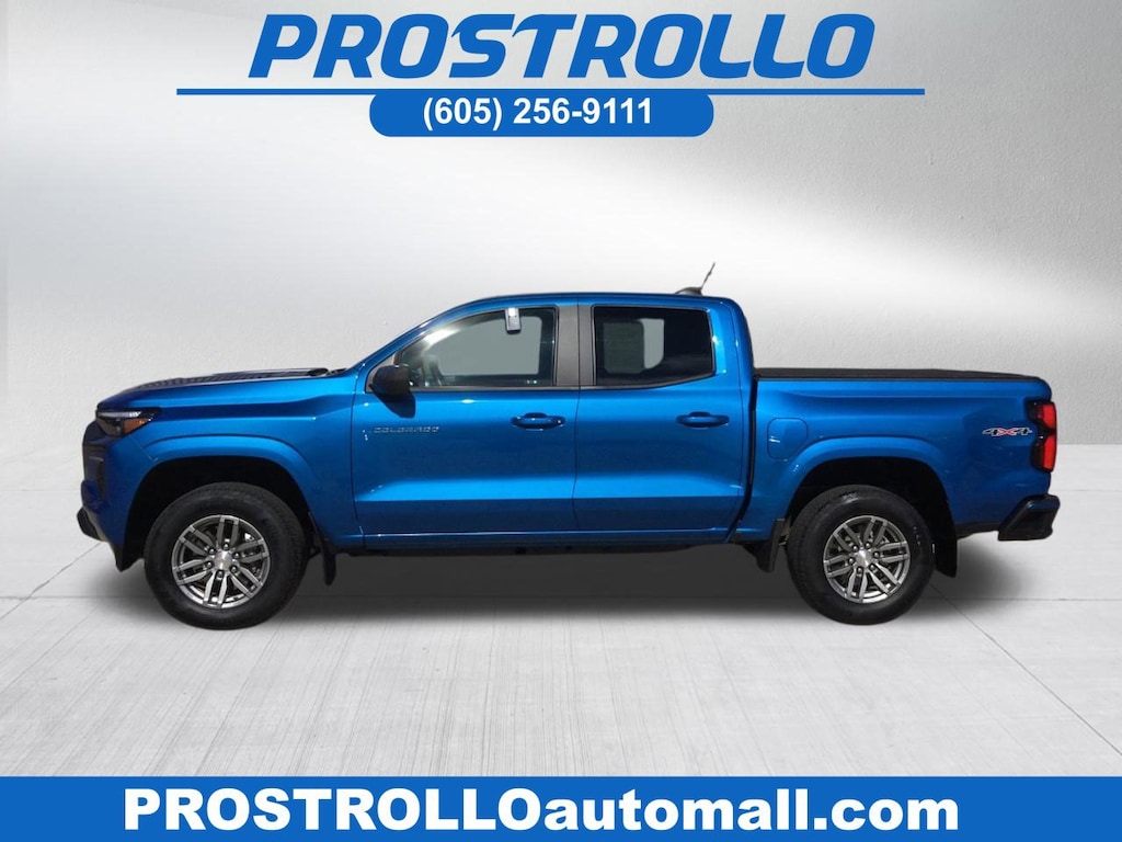 Used 2023 Chevrolet Colorado LT Truck Crew Cab