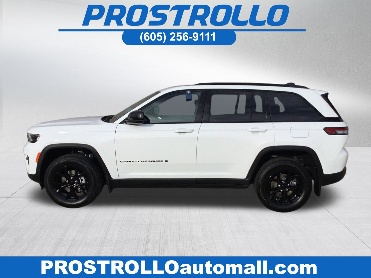 2025 Jeep Grand Cherokee Altitude's photo