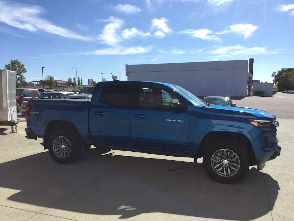 Used 2023 Chevrolet Colorado LT Truck Crew Cab