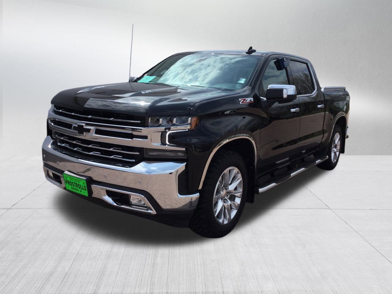 2022 Chevrolet Silverado 1500 LTZ photo 2