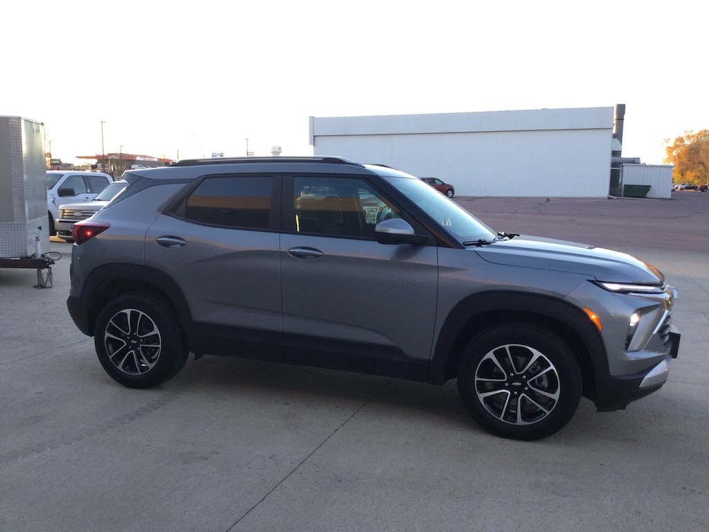 Used 2024 Chevrolet Trailblazer LT SUV