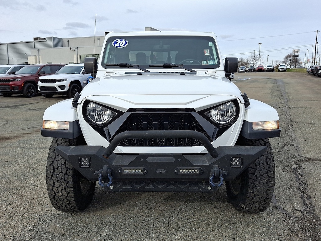 Used 2020 Jeep Gladiator Overland 4X4 Crew Cab