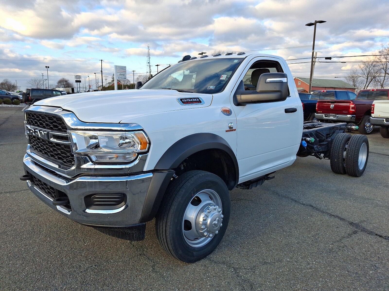 2024 Ram 5500 Tradesman SLT photo 2