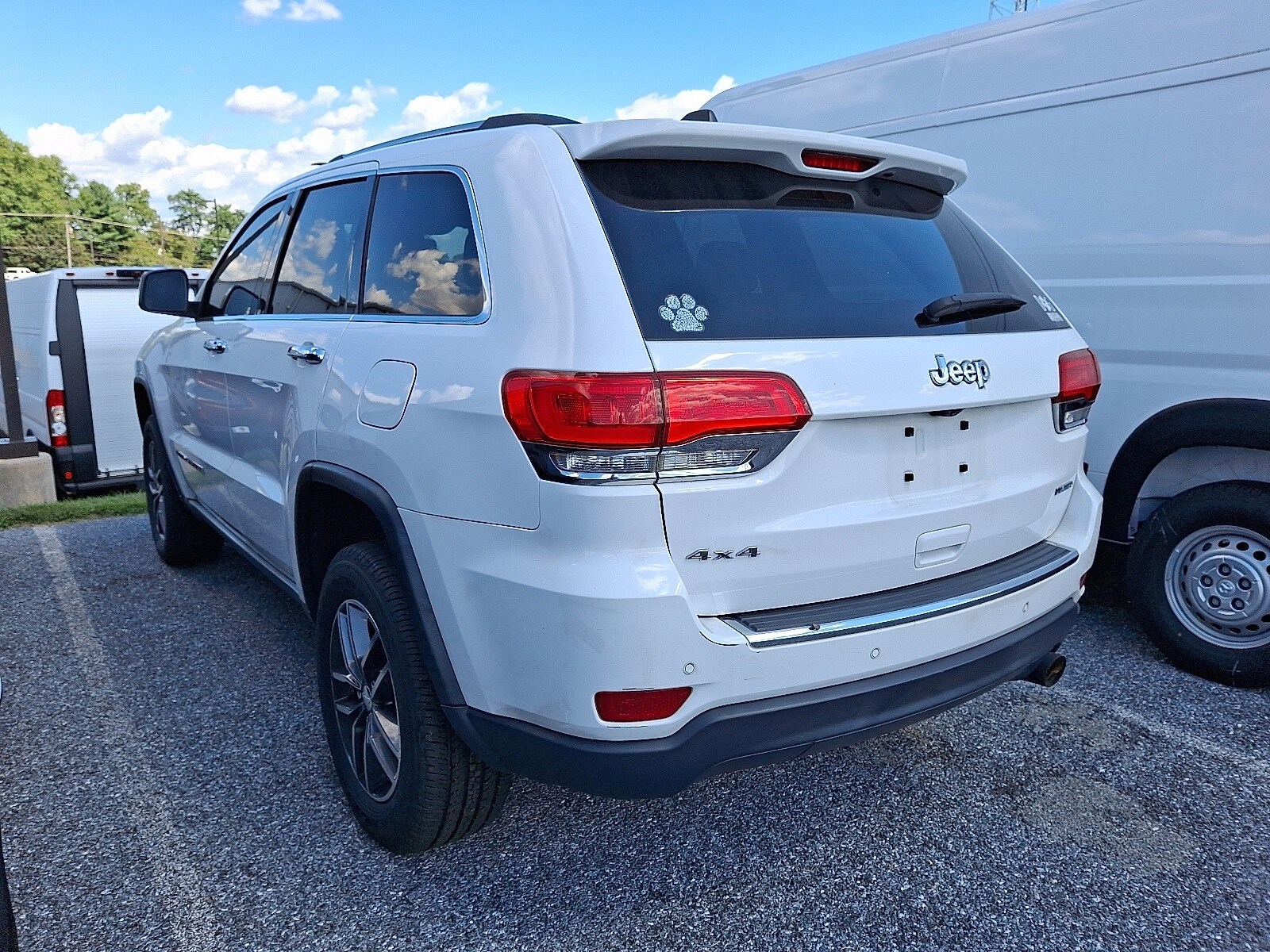 2017 Jeep Grand Cherokee Limited photo 3