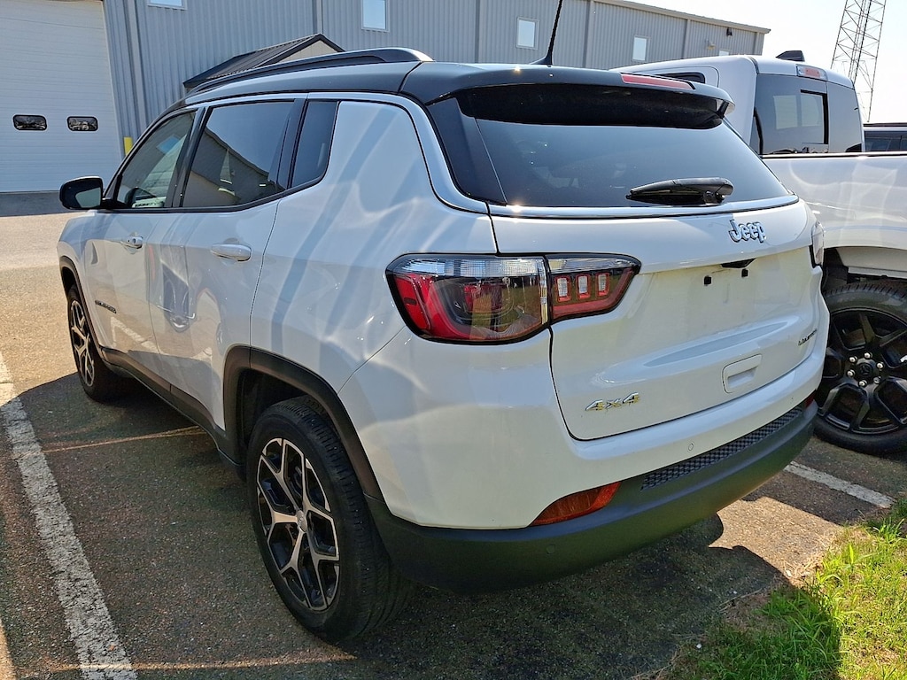 Used 2024 Jeep Compass Limited 4x4 Sport Utility