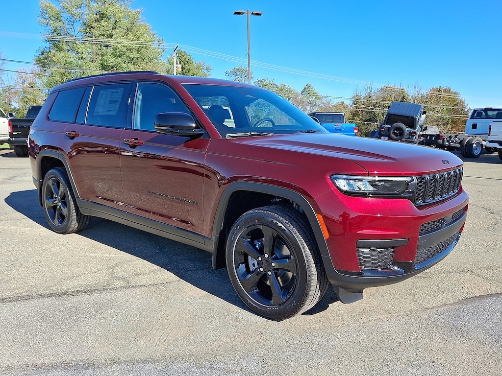 New 2025 Jeep Grand Cherokee L Altitude X 4x4 Sport Utility