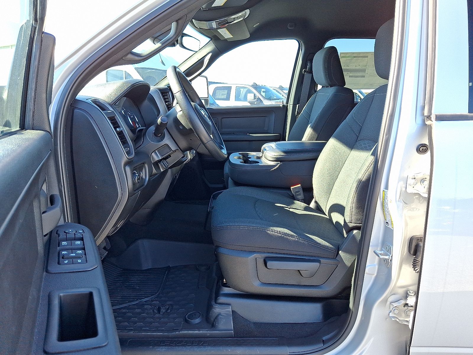 2026 RAM 2500 Tradesman - Photo 7
