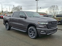 2026 Ram 1500 Express Crew Cab 4x4 57 Box Pickup