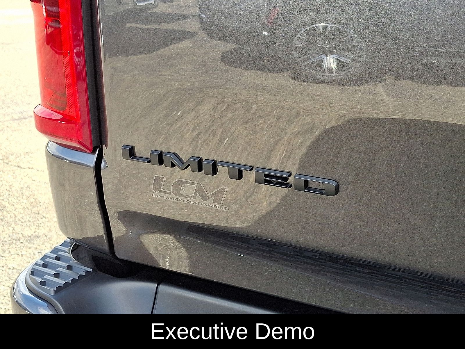 2026 RAM 1500 Limited - Photo 14