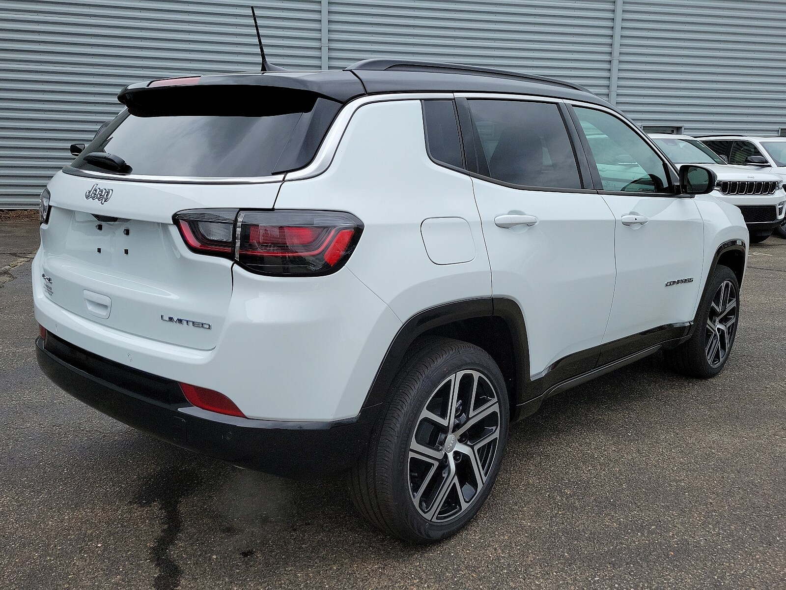 2024 Jeep Compass Limited photo 4