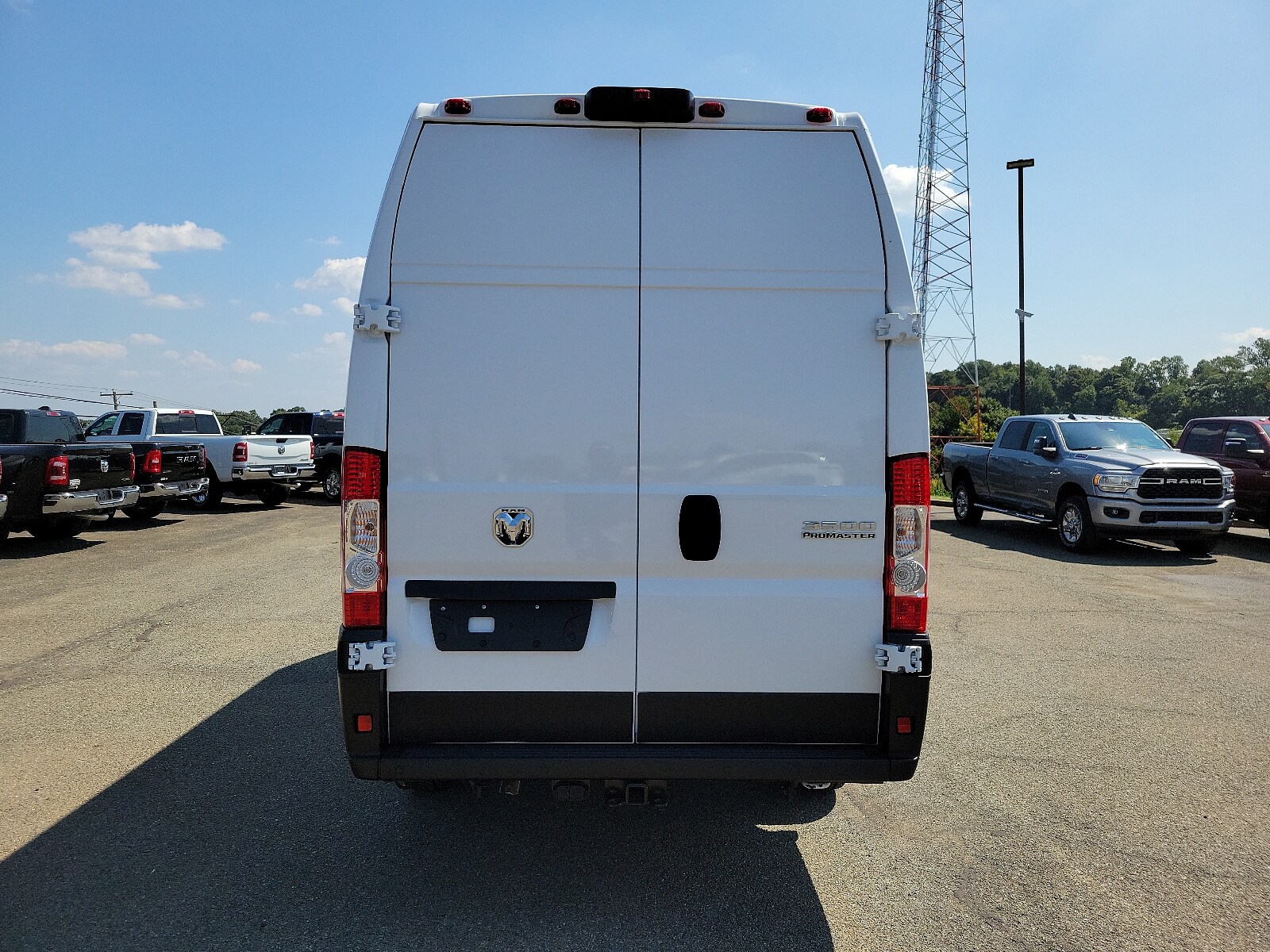 2024 Ram ProMaster 3500 photo 4