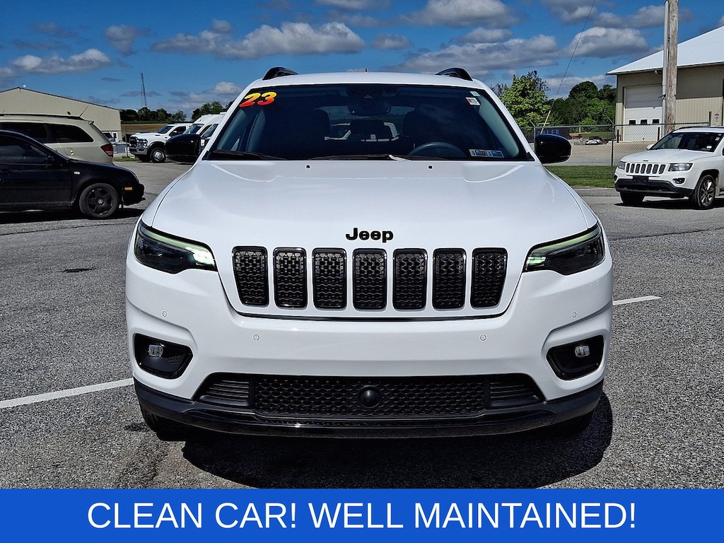 Used 2023 Jeep Cherokee Altitude Lux 4x4 Sport Utility