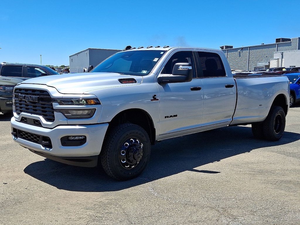 New 2026 Ram 3500 Big Horn Crew Cab 4x4 8 Box Pickup