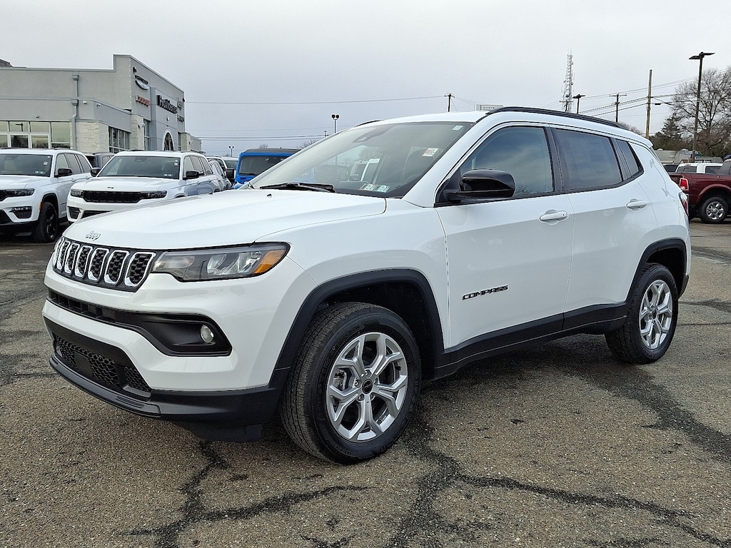 New 2026 Jeep Compass Latitude Sport Utility
