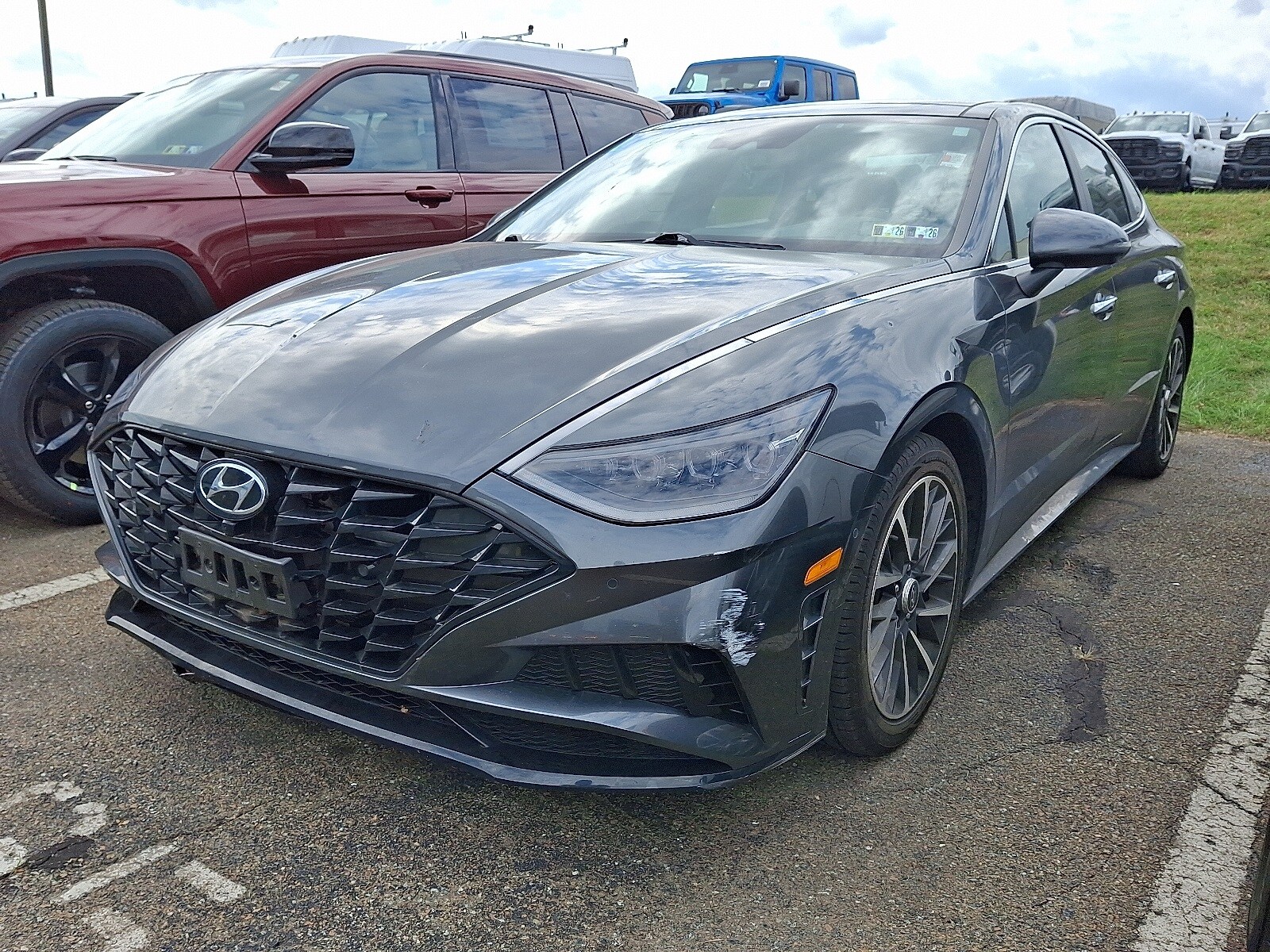 2023 Hyundai Sonata Limited photo 2