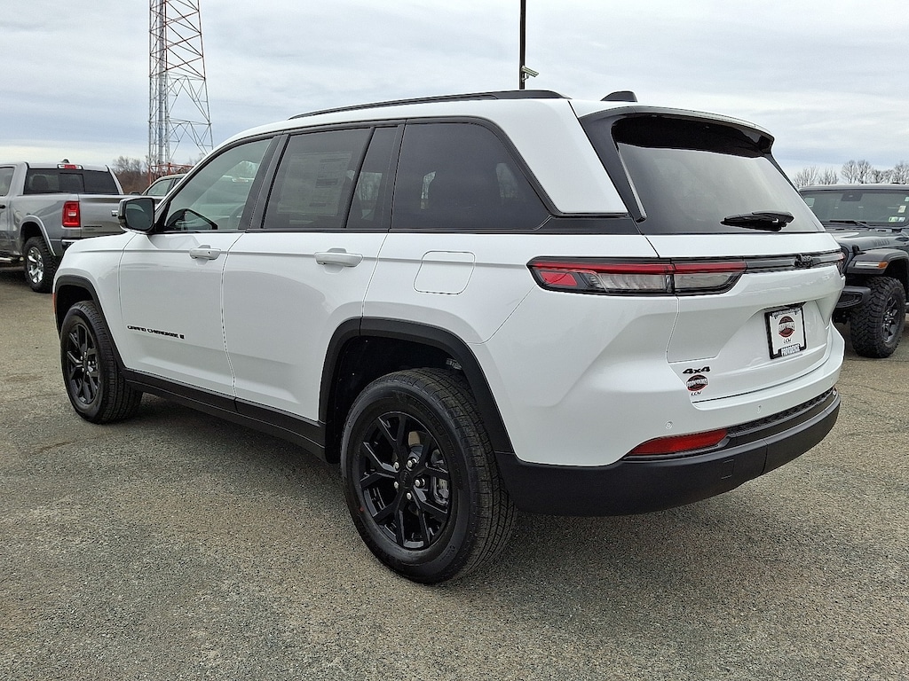 New 2025 Jeep Grand Cherokee Altitude X 4x4 Sport Utility