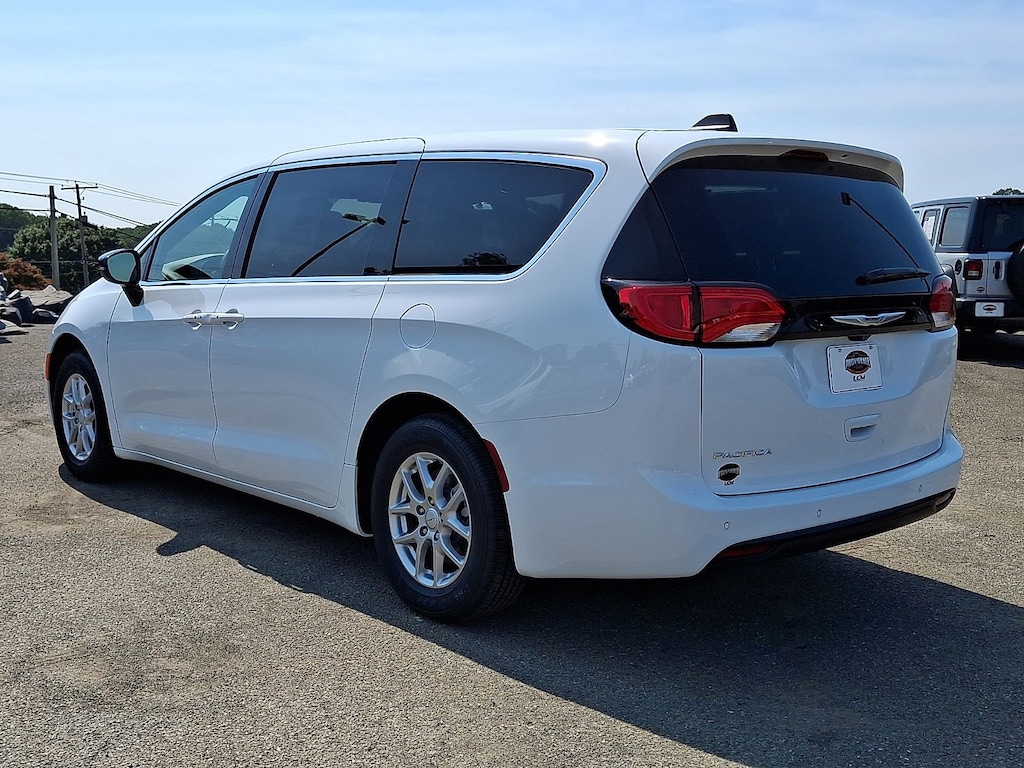 New 2027 Chrysler Pacifica LX Passenger Van