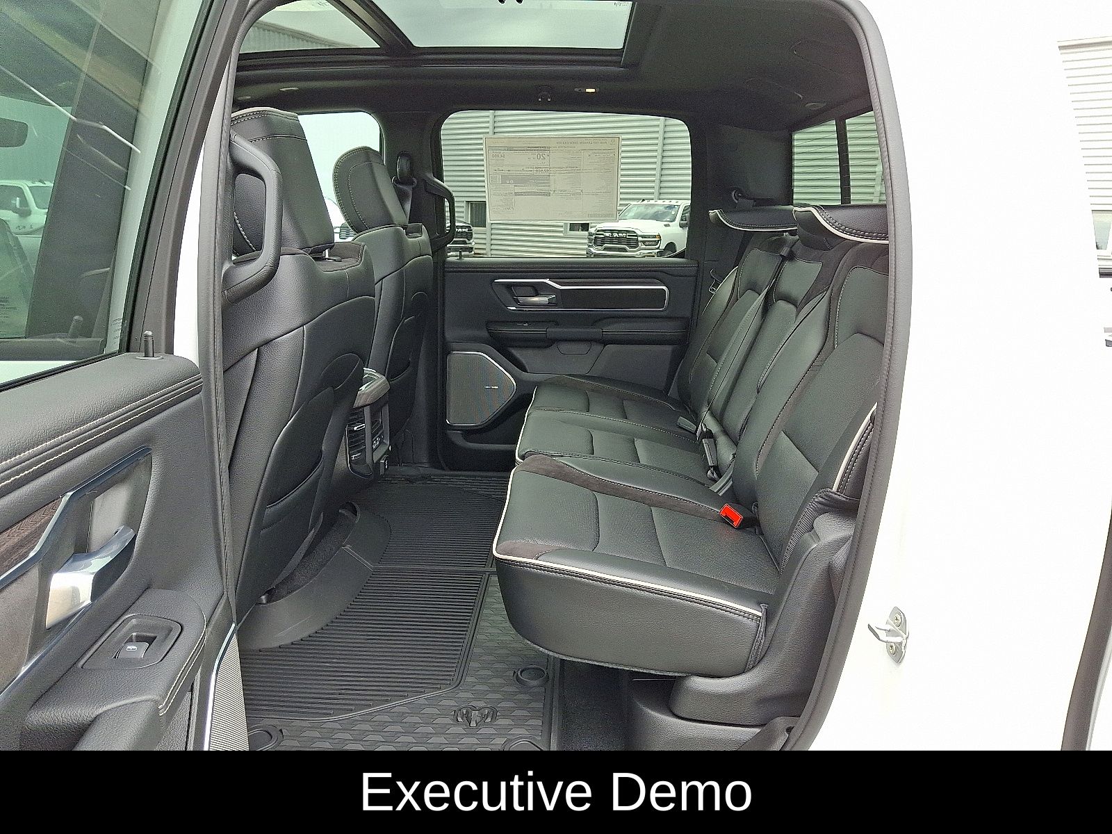 2026 RAM 1500 Laramie - Photo 6