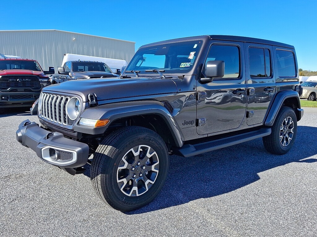 New 2026 Jeep Wrangler 4-DOOR SAHARA Sport Utility