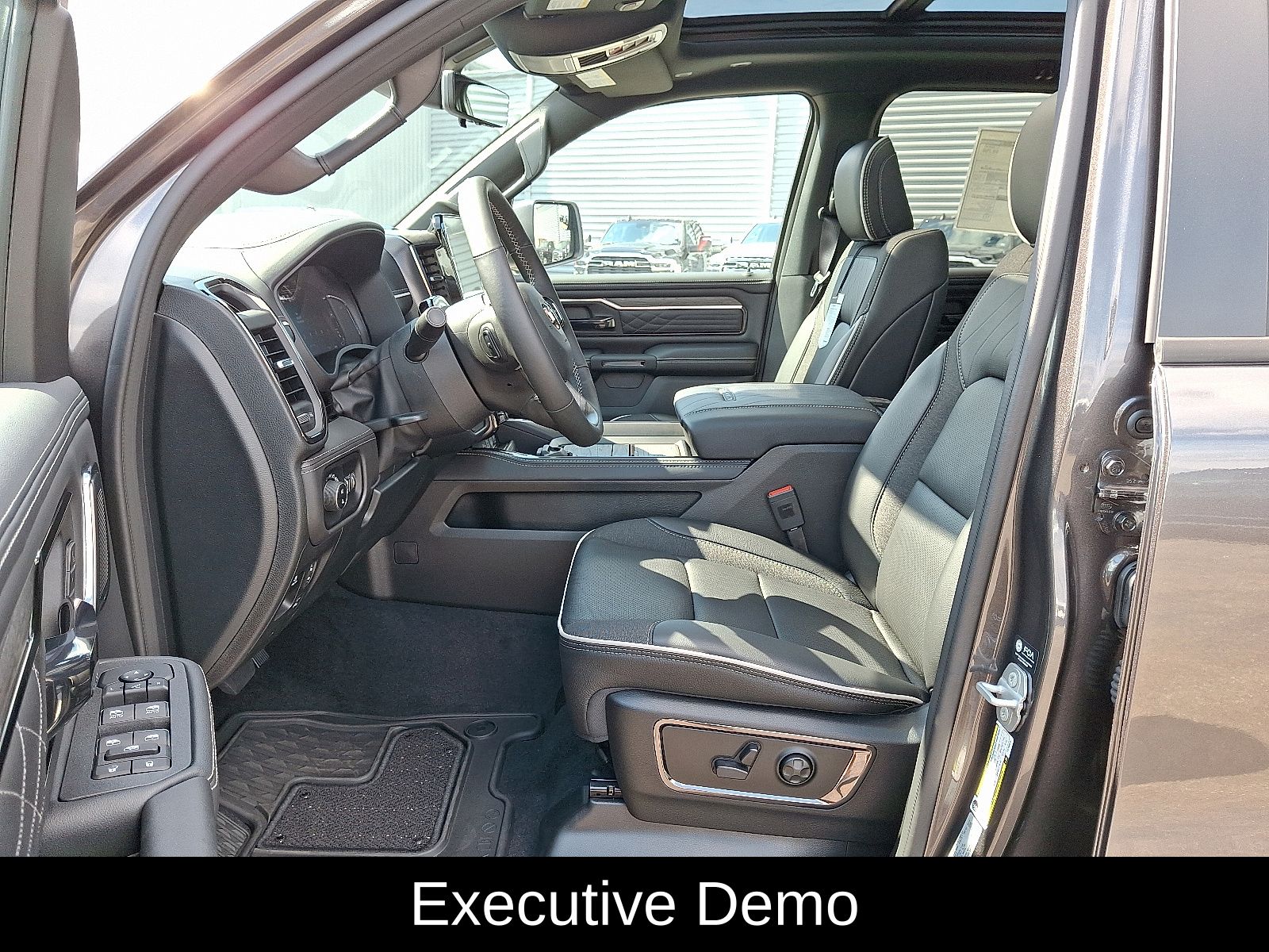 2026 RAM 1500 Limited - Photo 7