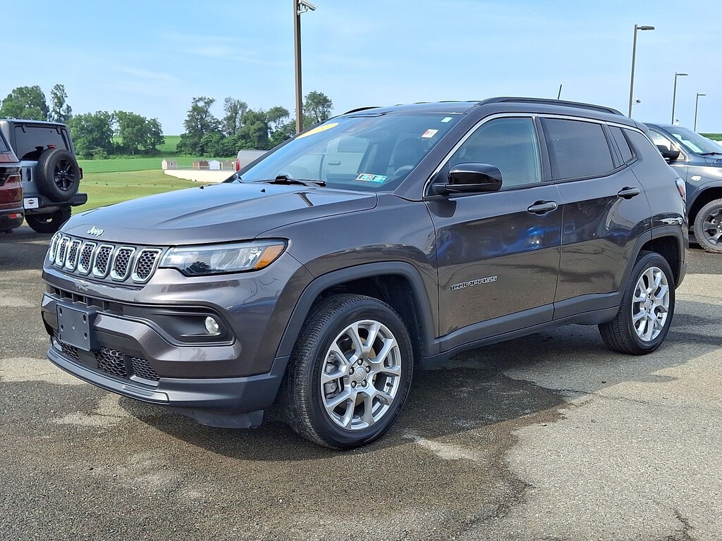New 2024 Jeep Compass Latitude Lux FWD Sport Utility