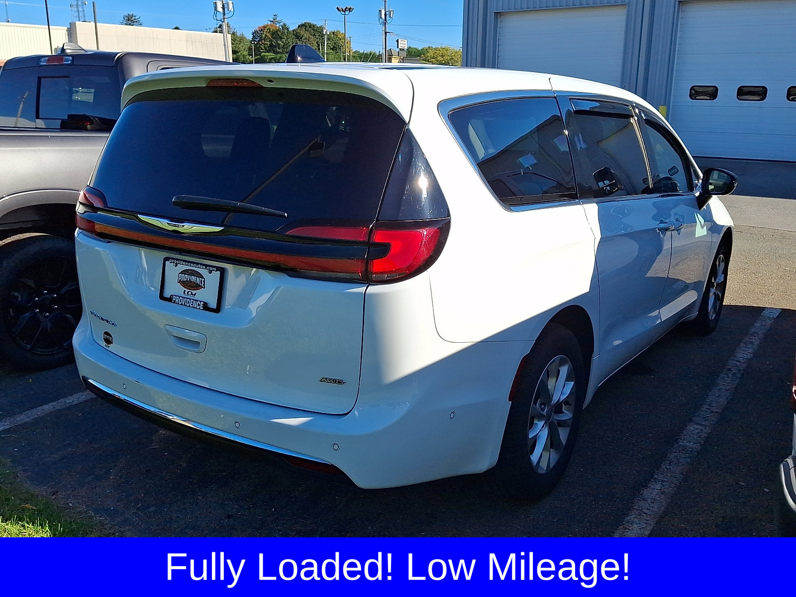 Used 2024 Chrysler Pacifica Touring L AWD Passenger Van