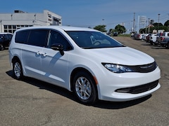 2027 Chrysler Pacifica LX Passenger Van