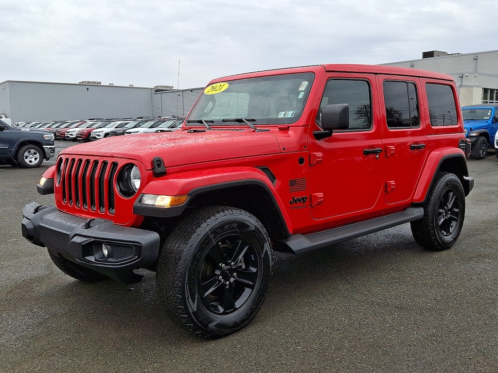 Used 2021 Jeep Wrangler Unlimited Sahara Altitude 4x4 Sport Utility