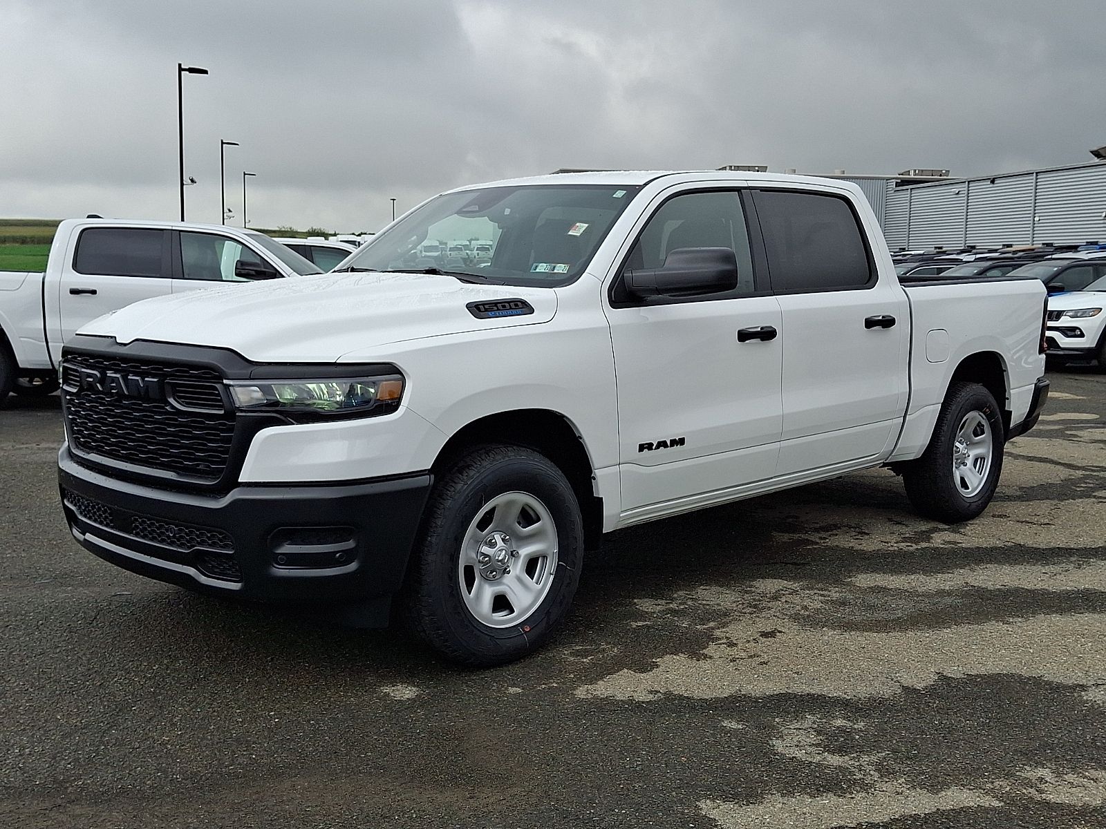 New 2026 Ram 1500 TRADESMAN CREW CAB 4X4 5'7 BOX Pickup