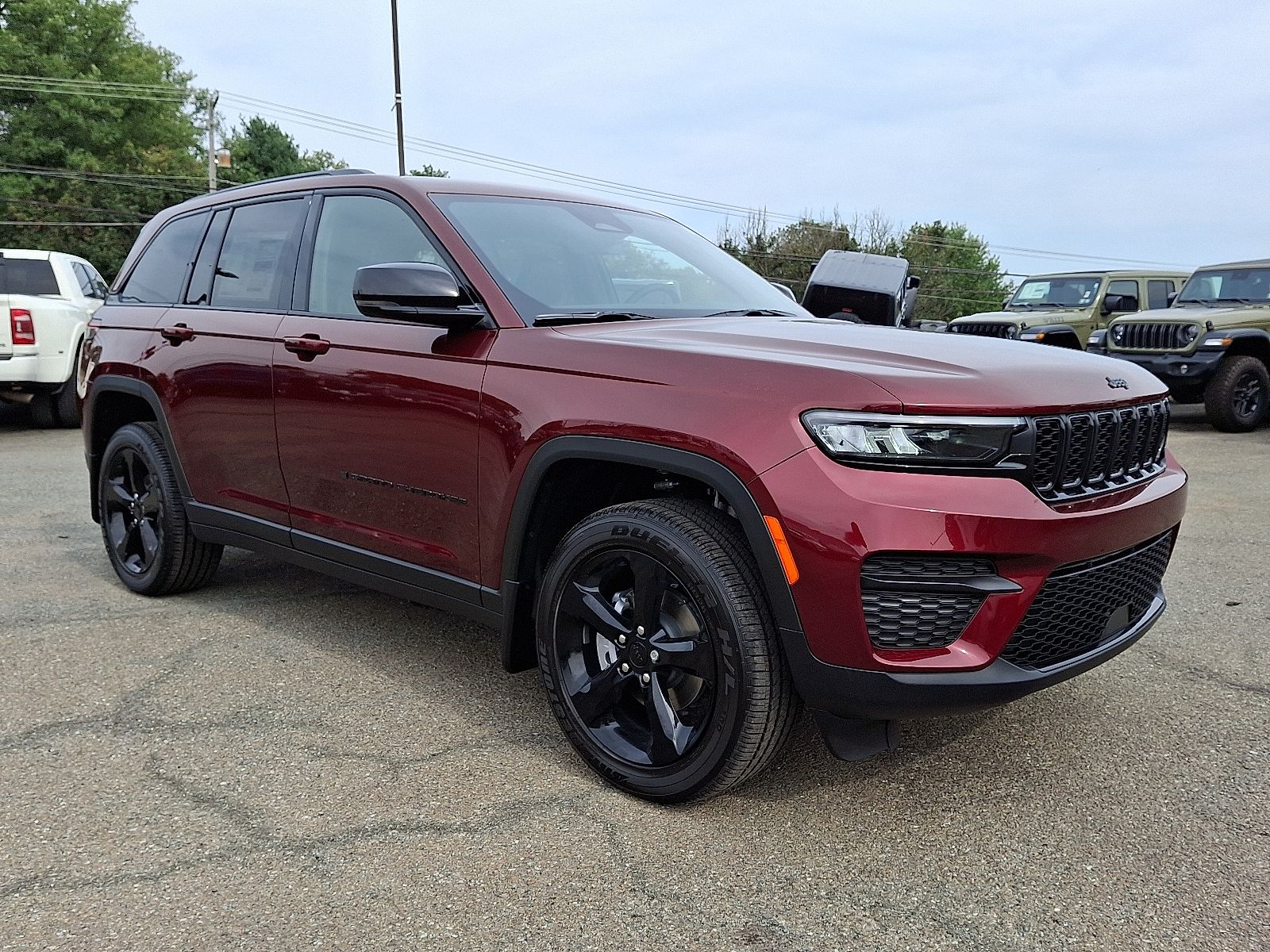 2025 Jeep Grand Cherokee Sport Utility 