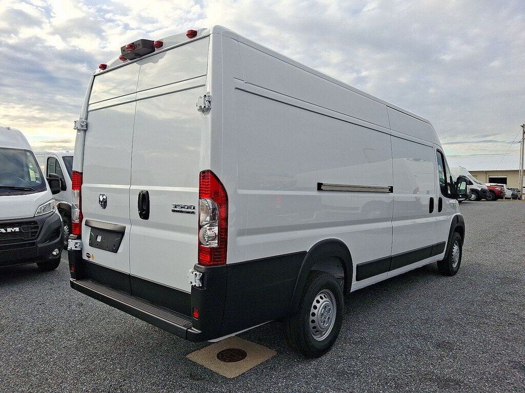 New 2025 Ram Promaster Cargo Van Tradesman Full-size Cargo Van