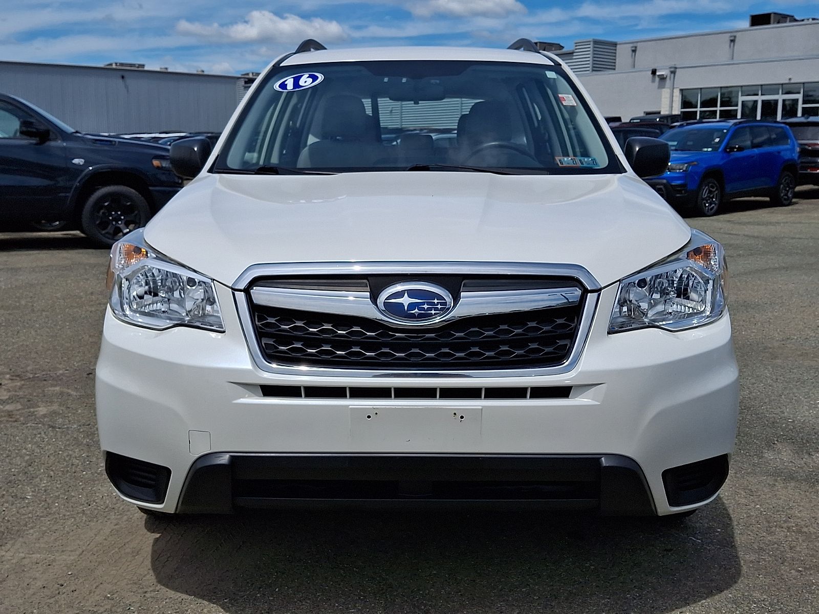 Used 2016 Subaru Forester i with VIN JF2SJABC3GH528129 for sale in Quarryville, PA