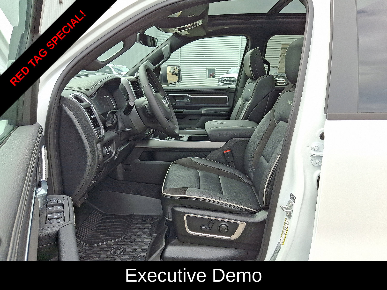 2026 RAM 1500 Laramie - Photo 7