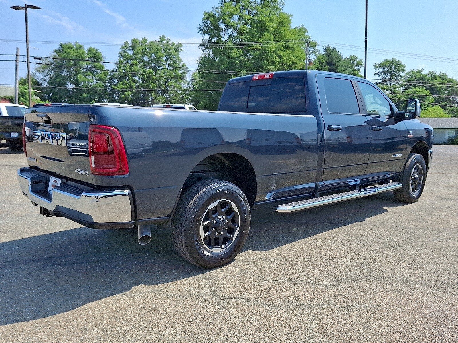 2025 Ram 2500 Laramie photo 4
