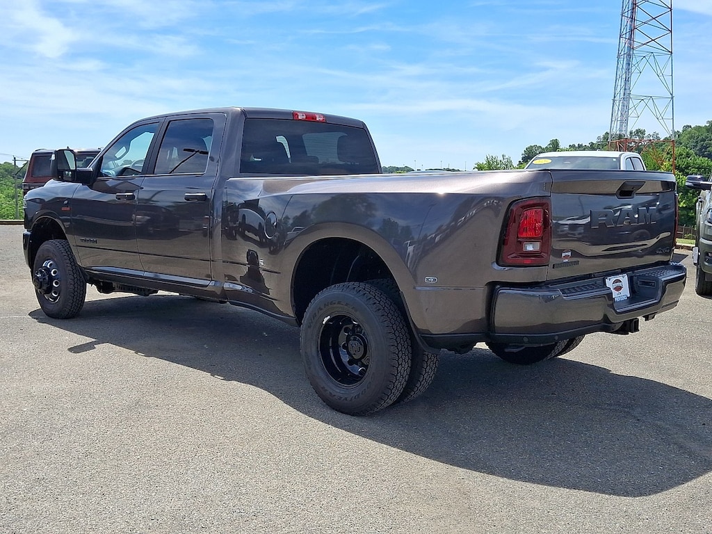 New 2026 Ram 3500 Big Horn Crew Cab 4x4 8 Box Pickup