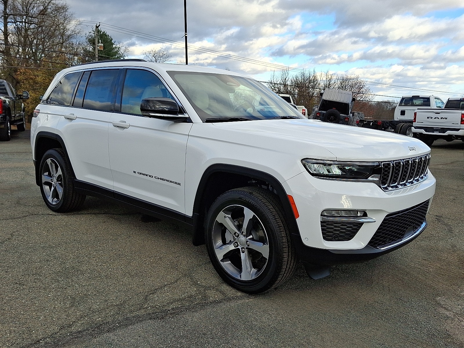2025 Jeep Grand Cherokee Limited's photo