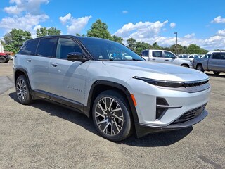 2025 Jeep Wagoneer S
