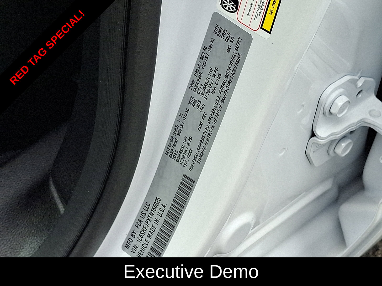 2026 RAM 1500 Laramie - Photo 11