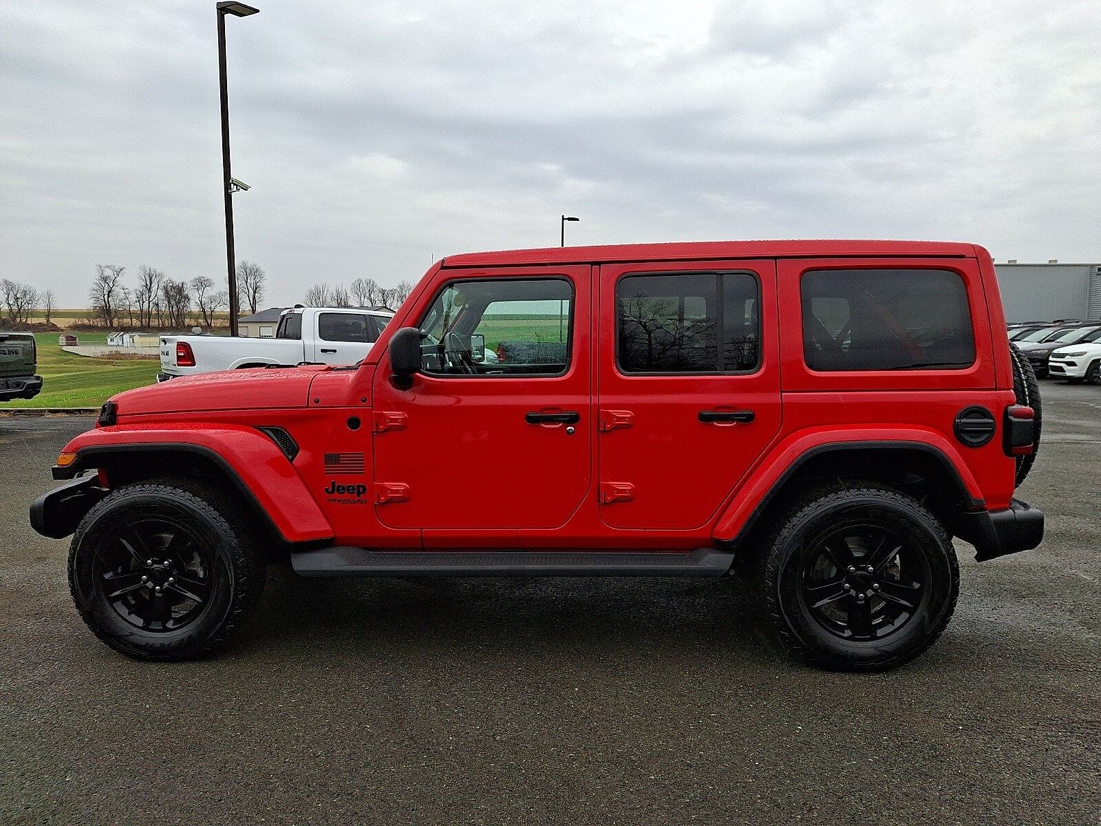 2021 Jeep Wrangler Unlimited Sahara Altitude photo 4