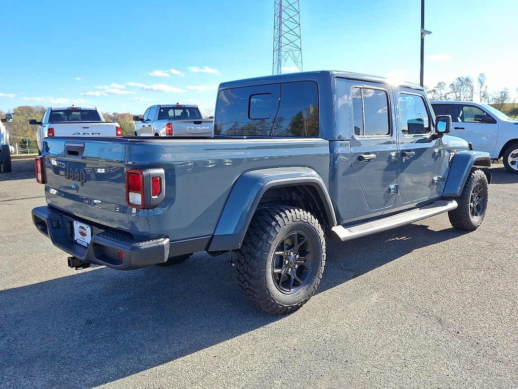 New 2025 Jeep Gladiator High Tide Pickup