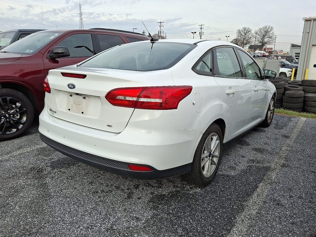 Used 2017 Ford Focus SE Sedan