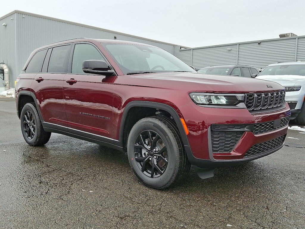 New 2026 Jeep Grand Cherokee Altitude 4x4 Sport Utility