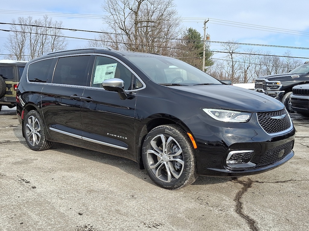New 2026 Chrysler Pacifica PINNACLE AWD Passenger Van